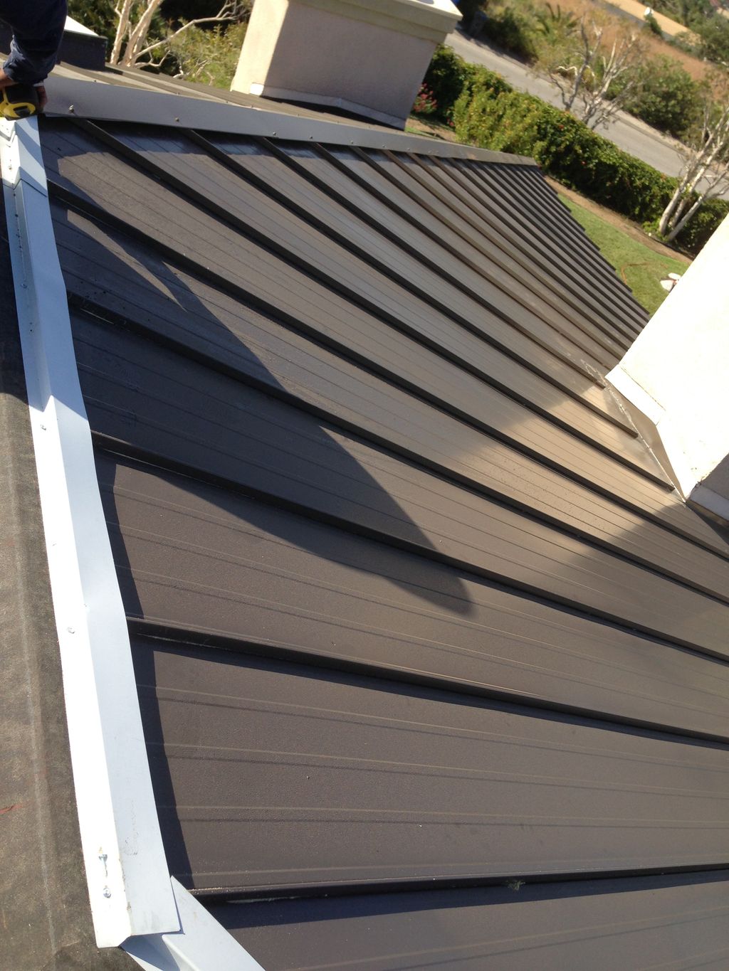 standin sim metal roof