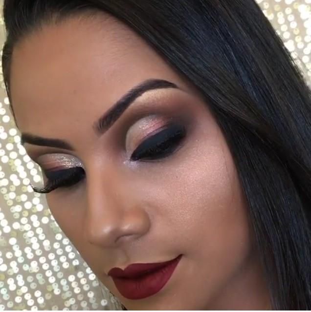 Bold cut crease smokey