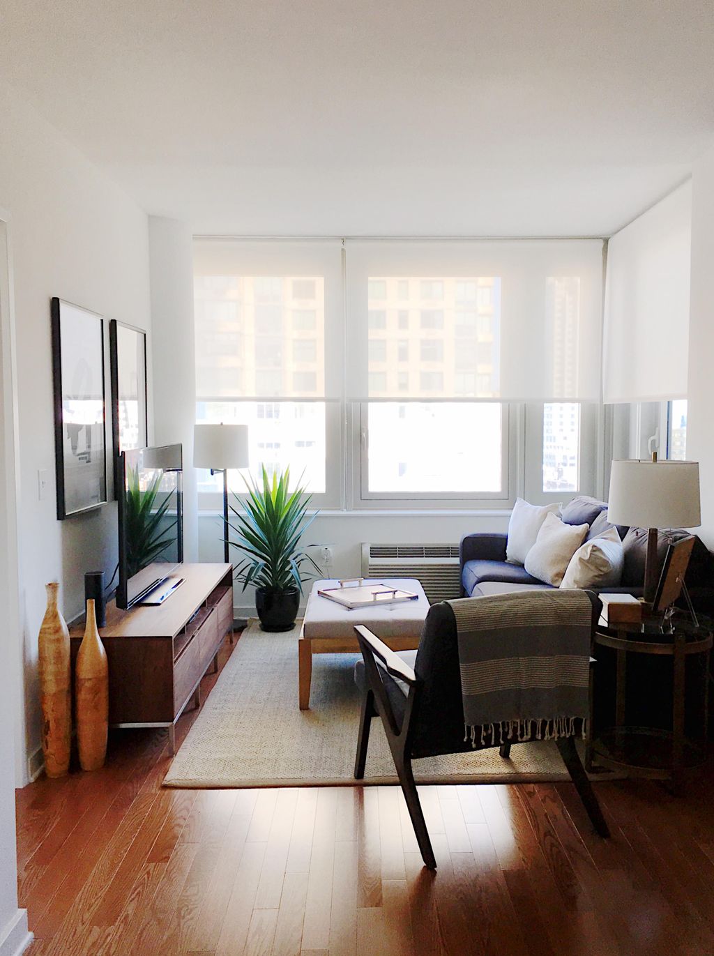 DESIGN - The living room is now modern, fresh and 