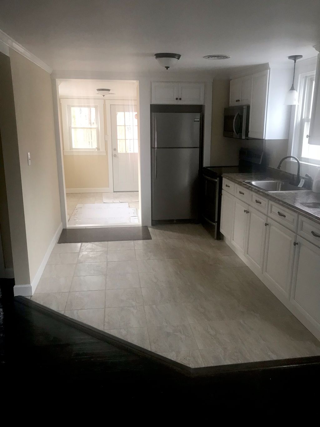 New kitchen and floor