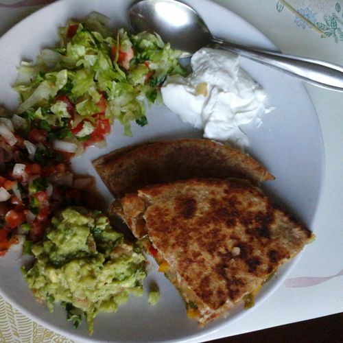 veg quesadillas with guacamole, pico de gallo & sa
