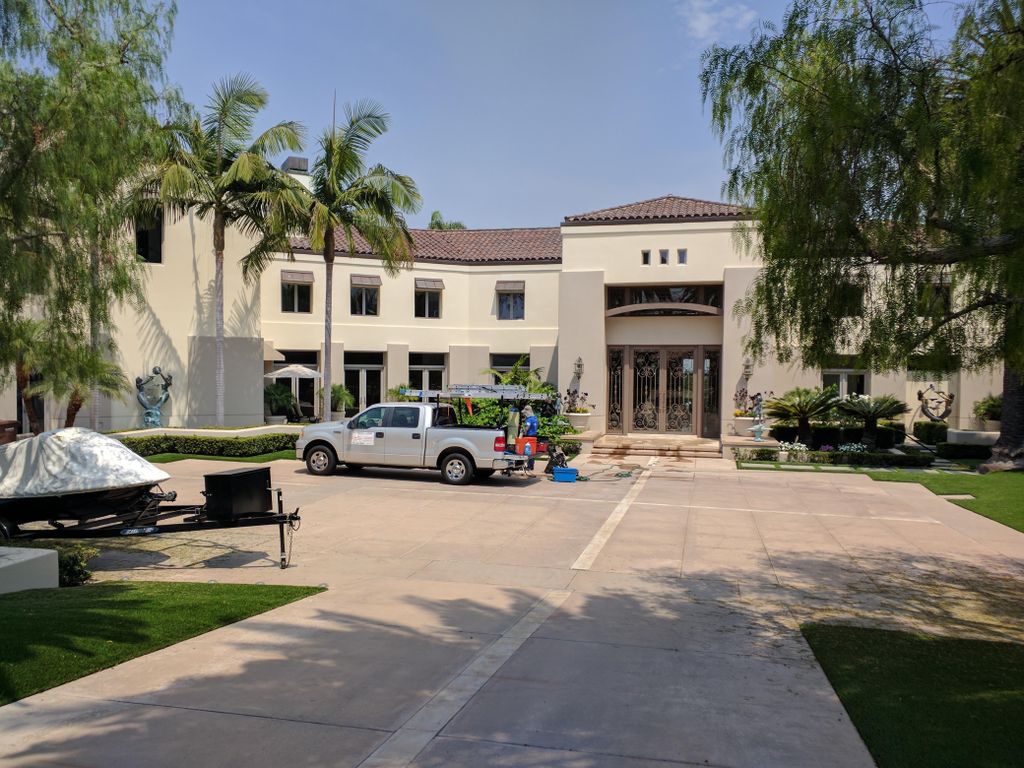 We do Mansions ,this house is 11 bedrooms and 12 b