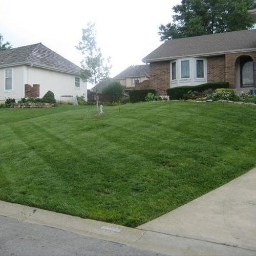 Completed mow service done by Clean Cut Lawns LLC