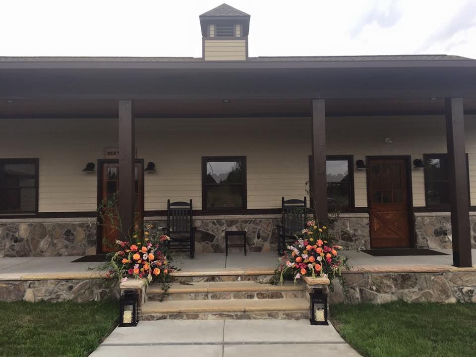 Wedding at Ridgeway Barn - Day of Coordination and