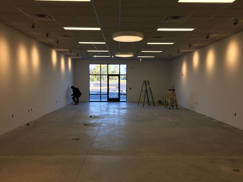 10/24/2016 AT&T showroom 