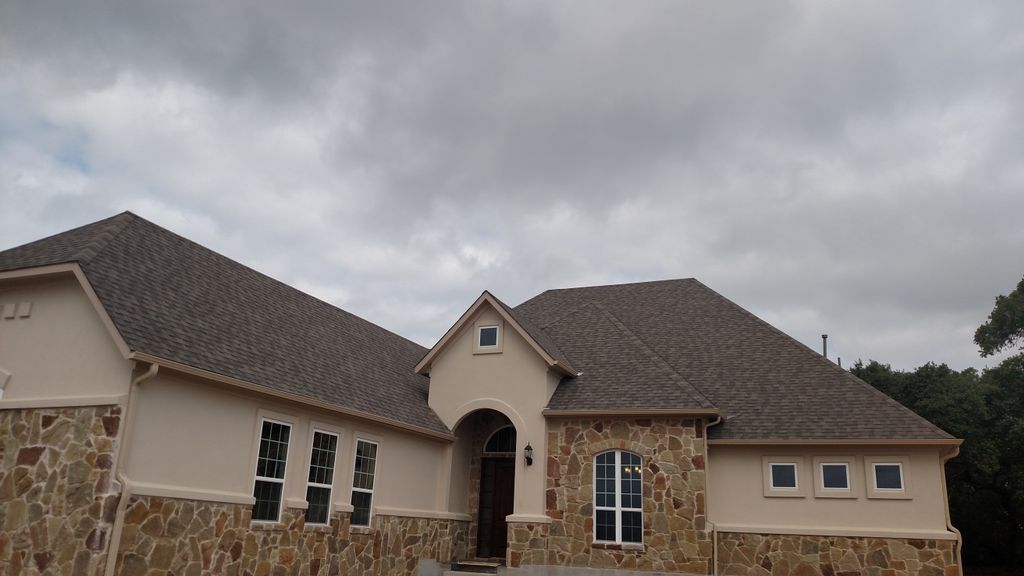 5" Gutters Antique Ivory, Driftwood 