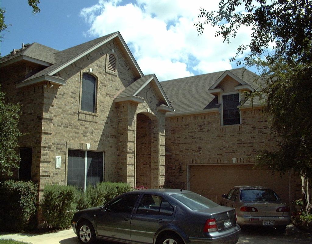 Lifetime shingle roof replaced due to hail damage