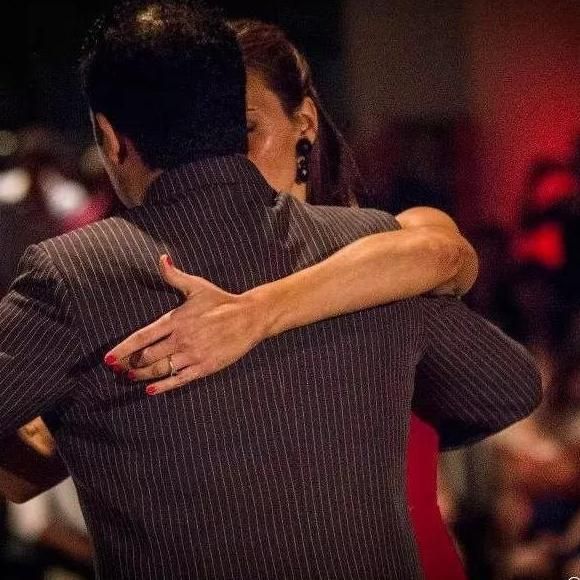 Authentic Argentine Tango School