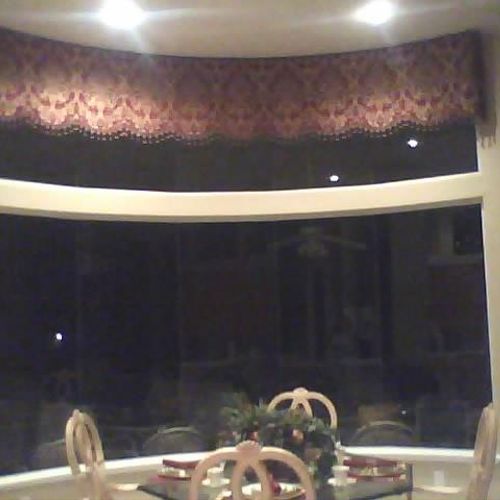 Window treatments  - bay window cornice