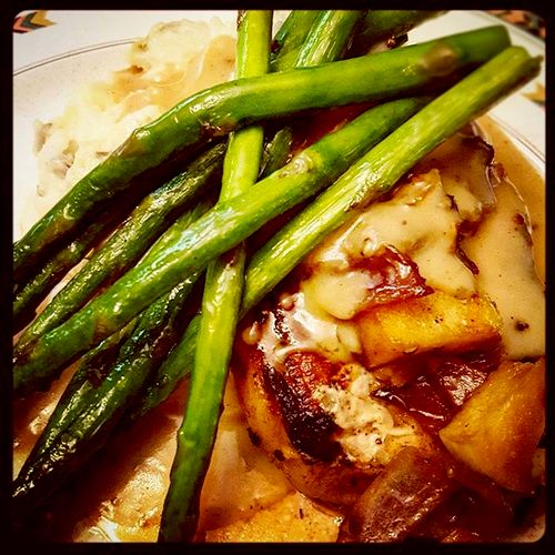 Apple & Bacon Smother Pork Chops