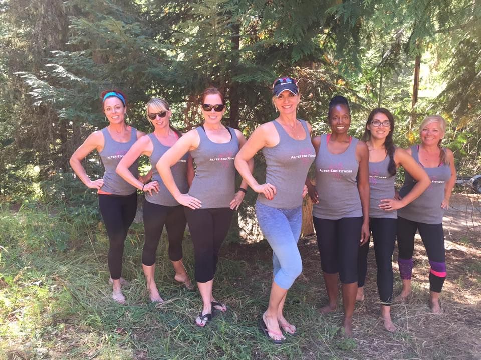 Strong women lift each other up!