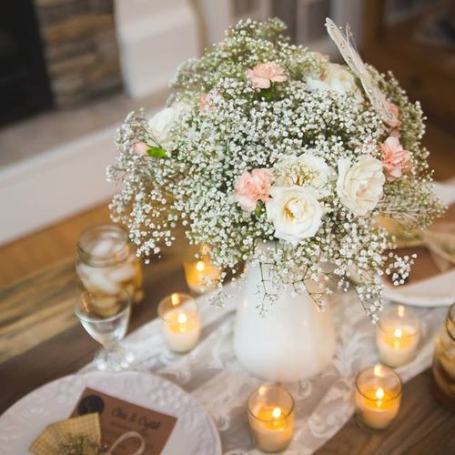 Breathtaking baby's breath mixed with delicate flo