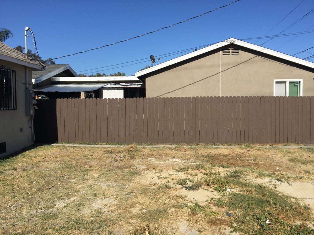 Wood wall repaint 