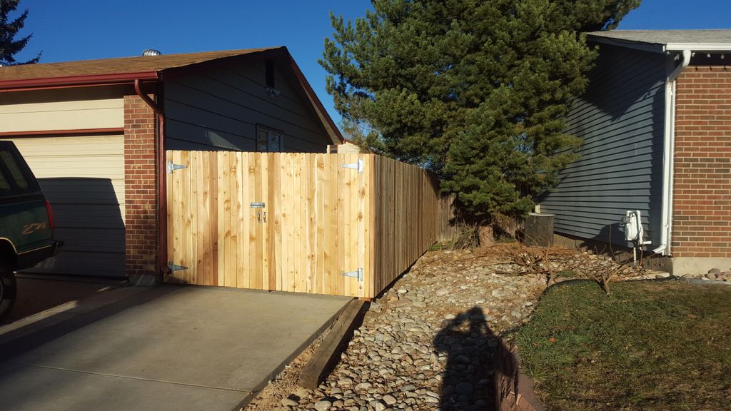 Fence replacement in Thornton CO.