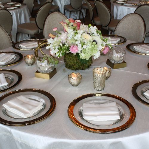 Wedding Reception Tablescape! Very simple and unde