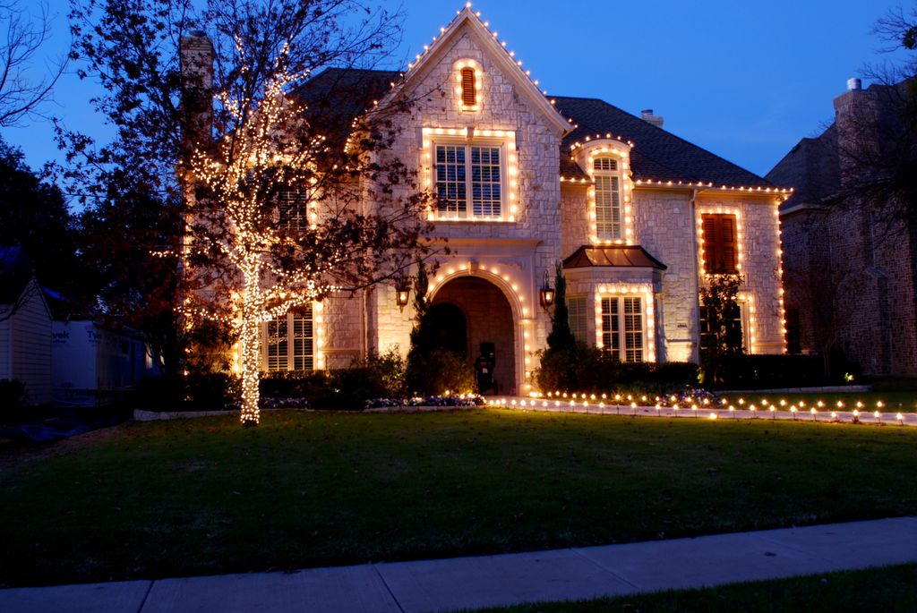 Christmas/Holiday Light Installation