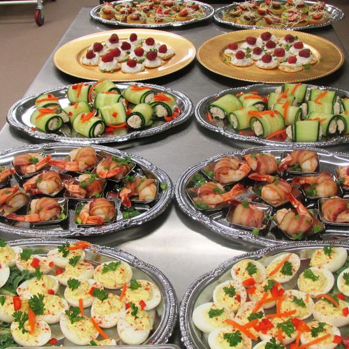 Open house for 500 people
Five types of appetizers