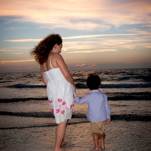 Mother and son @ Sunset, Sand Key