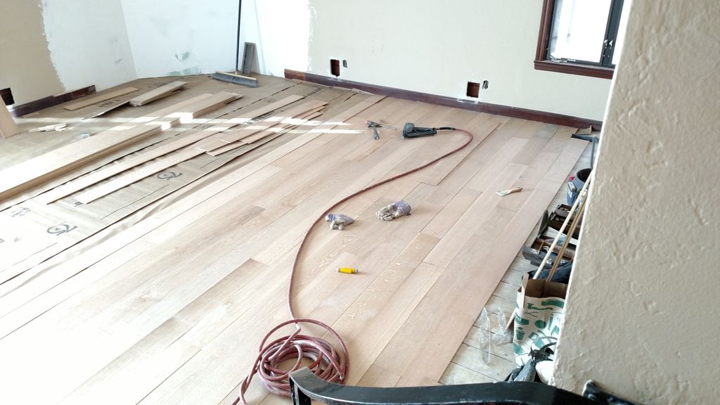 Installing 6" plank in the living room, Elder Aven