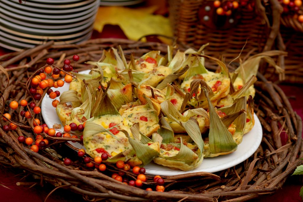 Sweet Corn and Ricotta Tarts Baked in Corn Husks