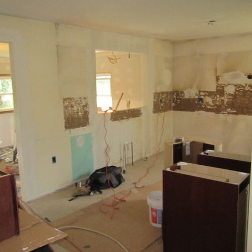 Beginning process of  the kitchen remodel of a who