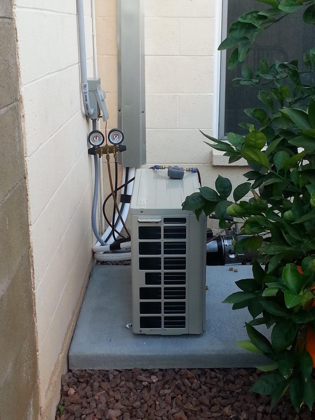Here is another view of the condenser in the corne