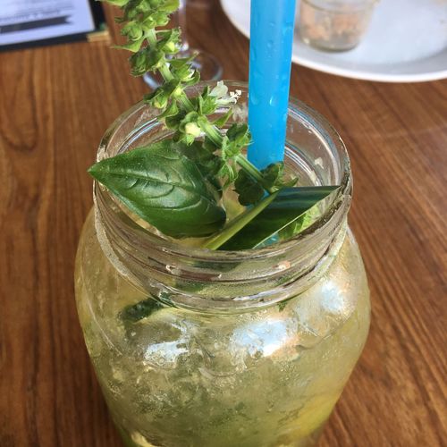 Specialty Cocktail: Basil Cucumber Gineer 