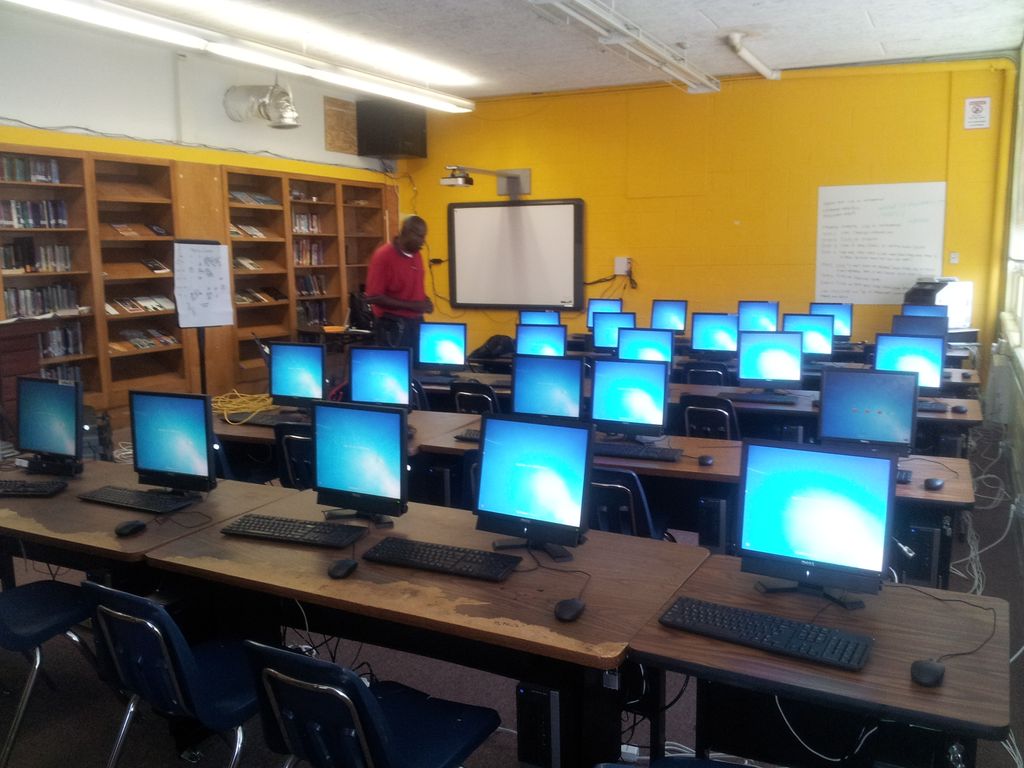 High school media center computer lab "rescue" (Ju