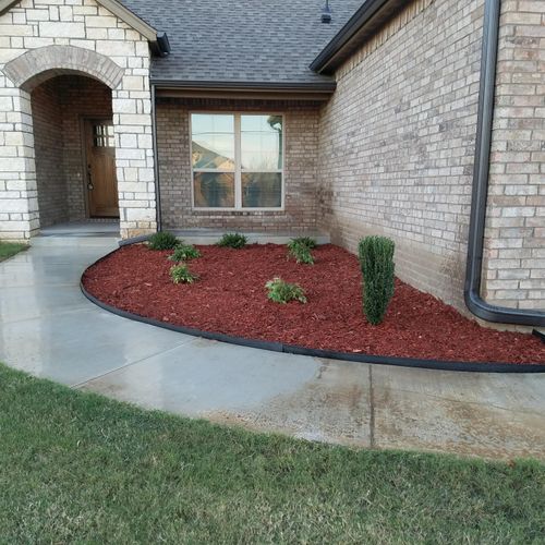 Basic front walk way landscaping project.