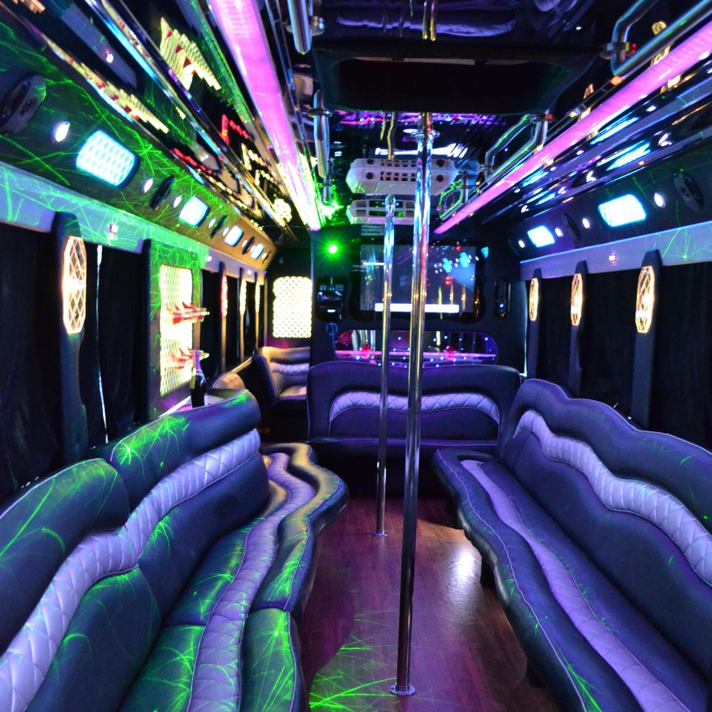 Blue Streak Limo and party bus
