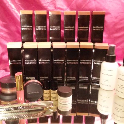Bare Minerals Foundation Makeup in a variety of sh