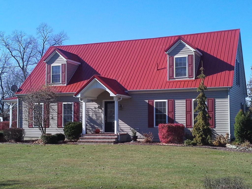 This is 1 of my favorite roofs, installed near Ind