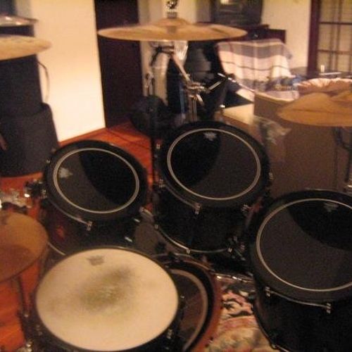 Acoustic Kit - DW Drums and Zildjian Cymbals