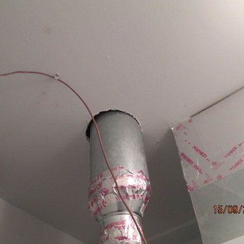 Common vent to close to ceiling