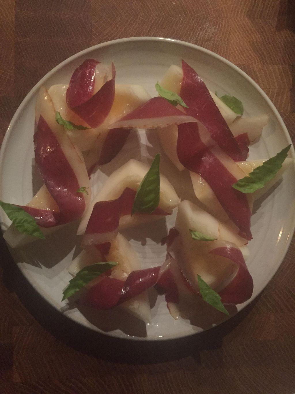 Tiger melon/ Duck speck/ basil