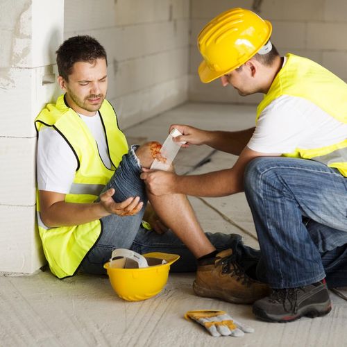 First Aid & CPR classes for construction workers