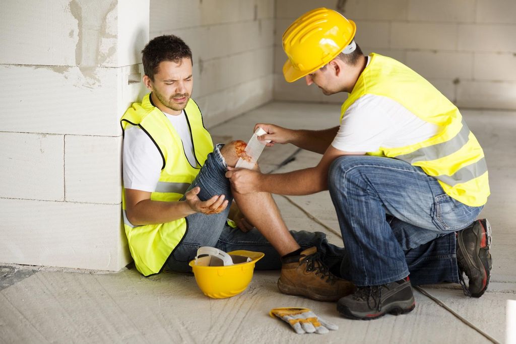 First Aid & CPR classes for construction workers