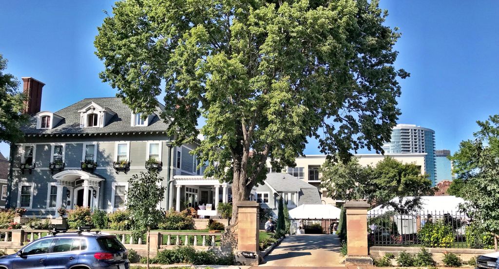 300 clifton mansion minneapolis