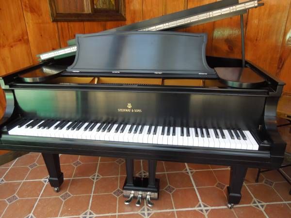 1910 Steinway "O" completely rebuilt by Dennie in 