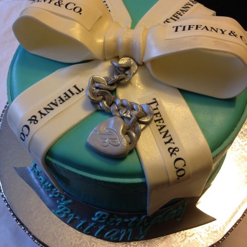 Tiffany & Co. birthday cake with gum paste Tiffany