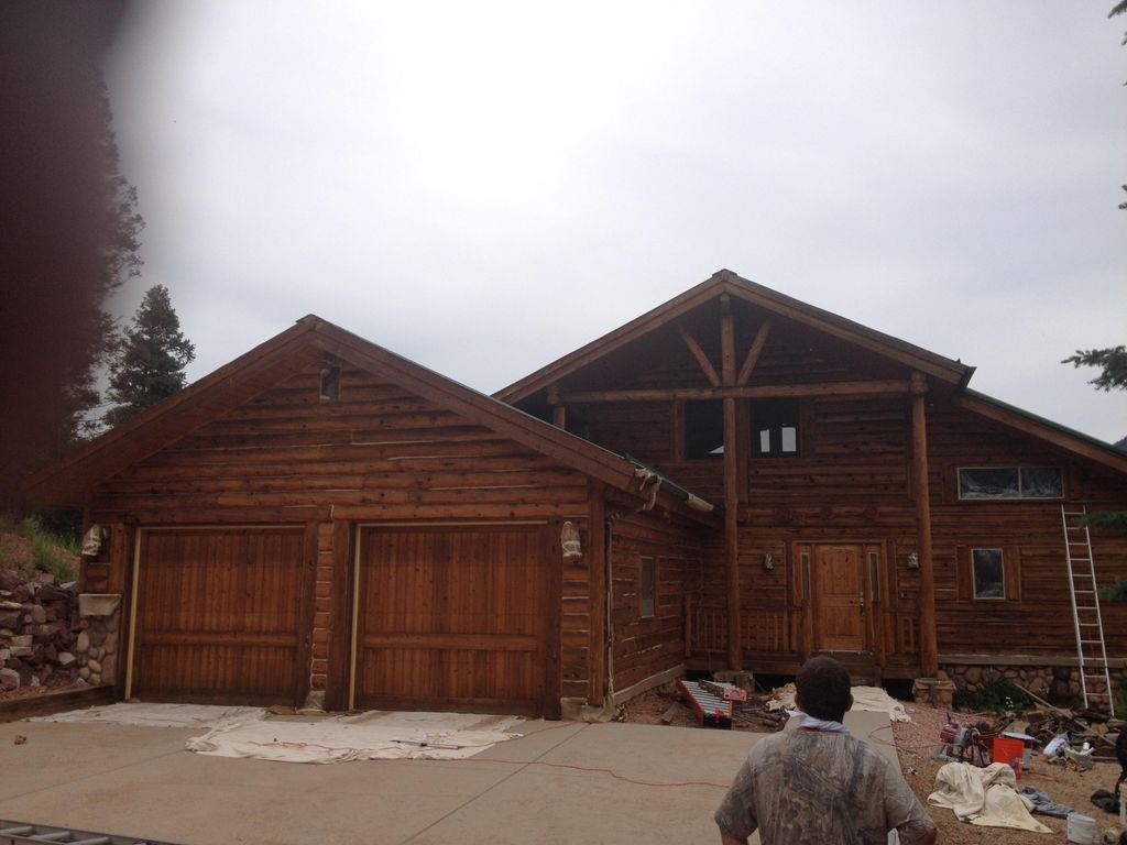 We also stain Log Homes 
and Decks