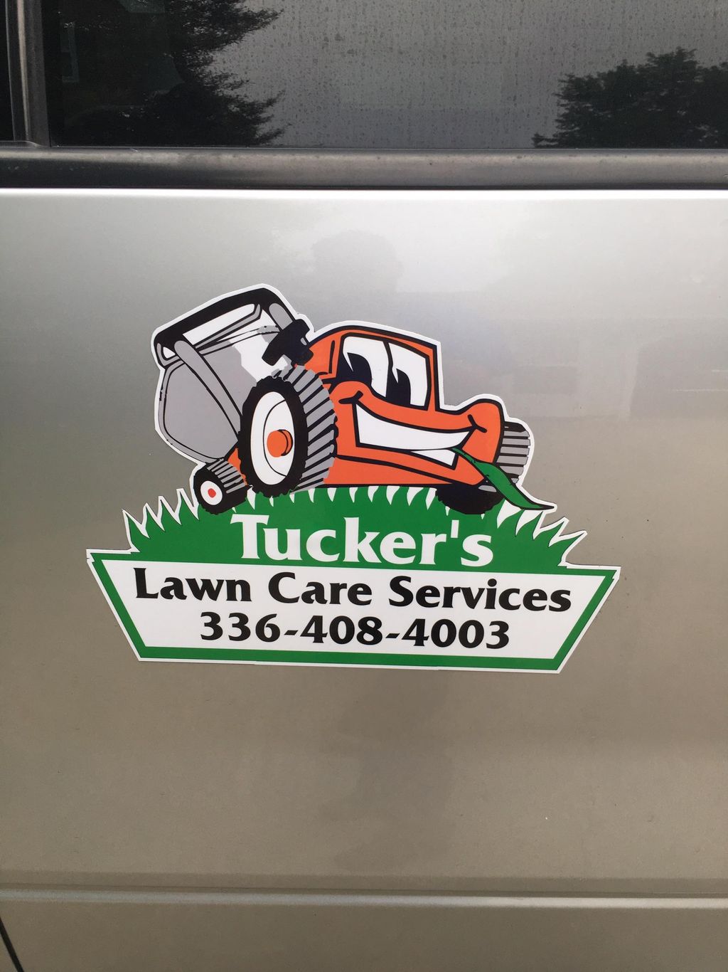 Tucker's Lawn Care Services
