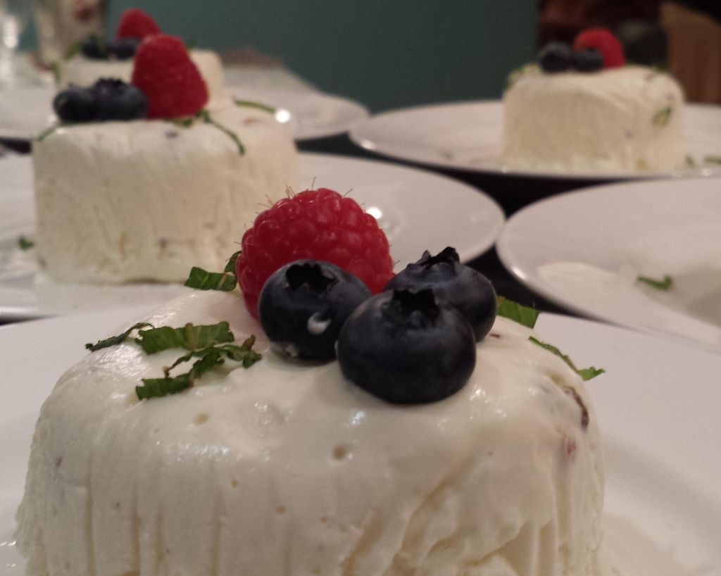 Vanilla-Pistachio Semi-Fredo with fresh seasonal b