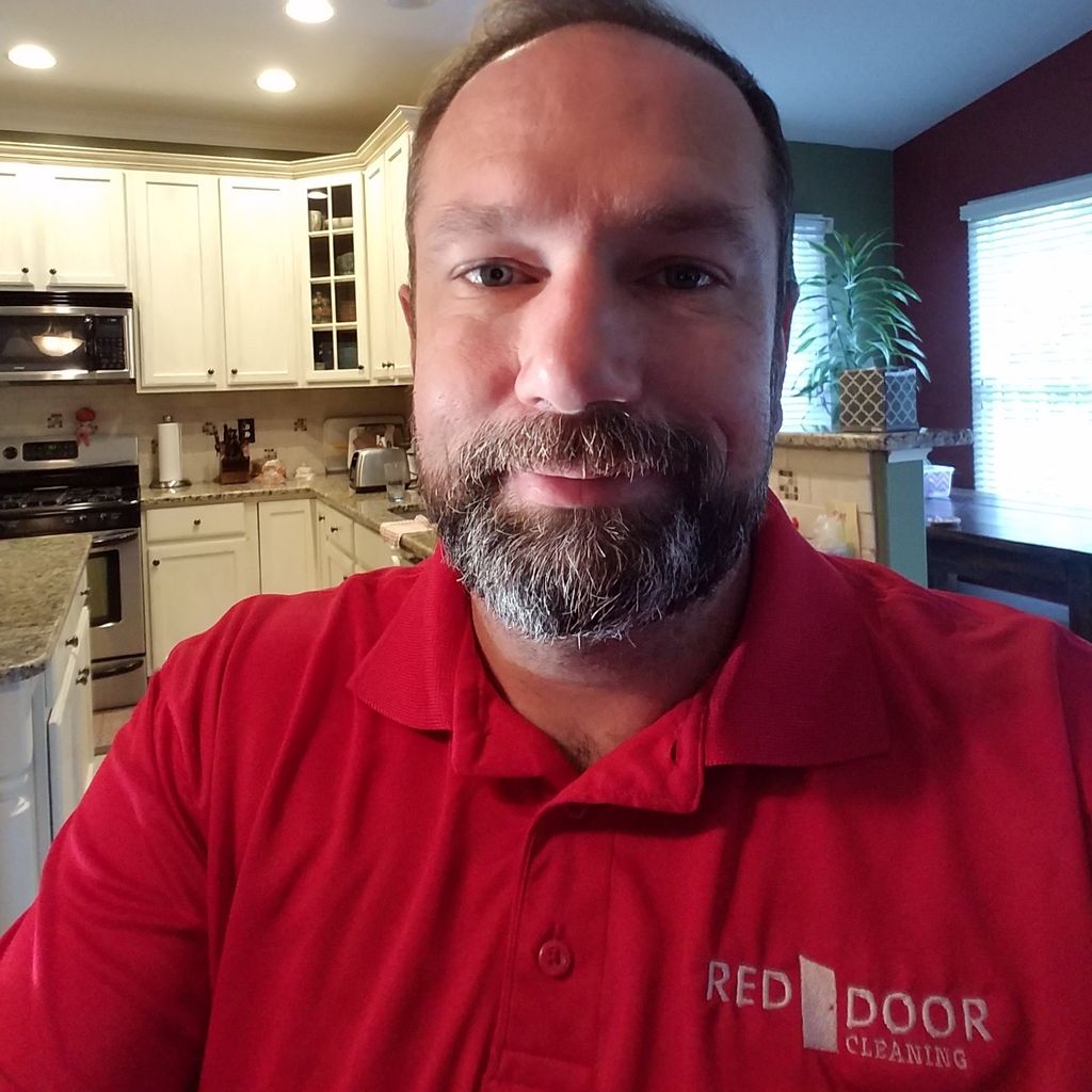 Red Door Pro Wash