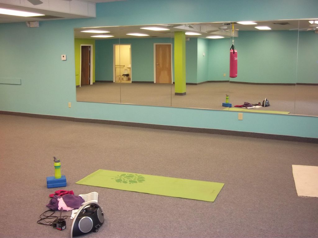 Mirror wall in gym
