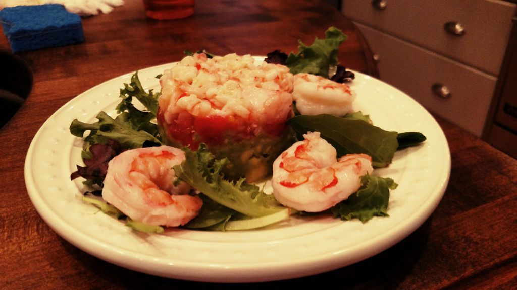 shrimp, avocado and tomato salad
