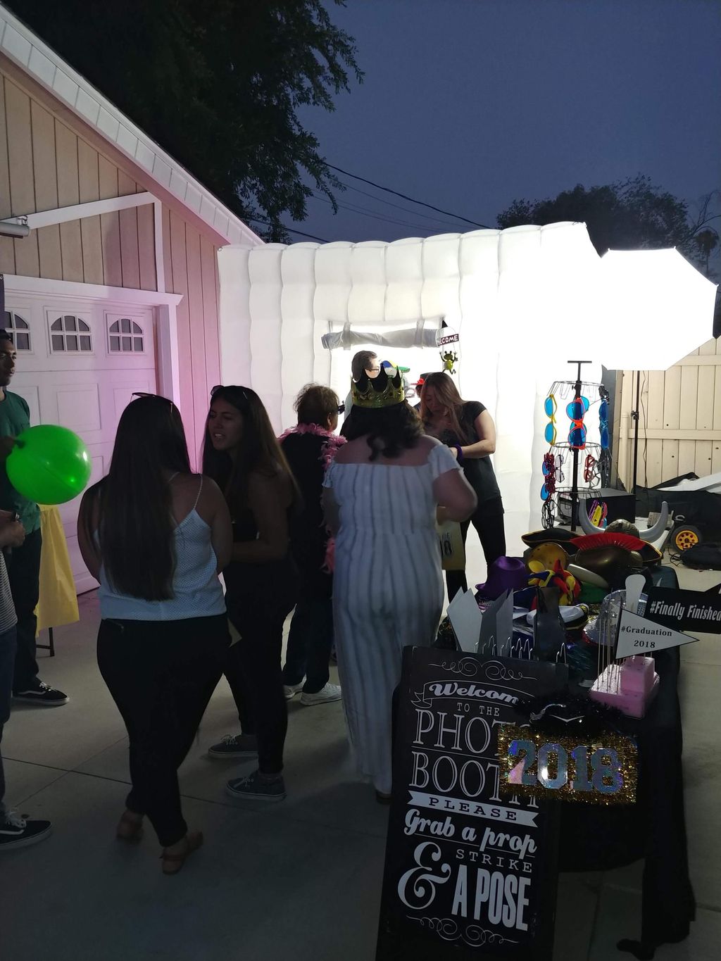 Inflatable  photo Booth 
