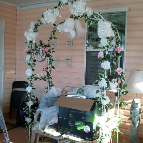 Wedding arch, I will arrange/ decorate an arch for
