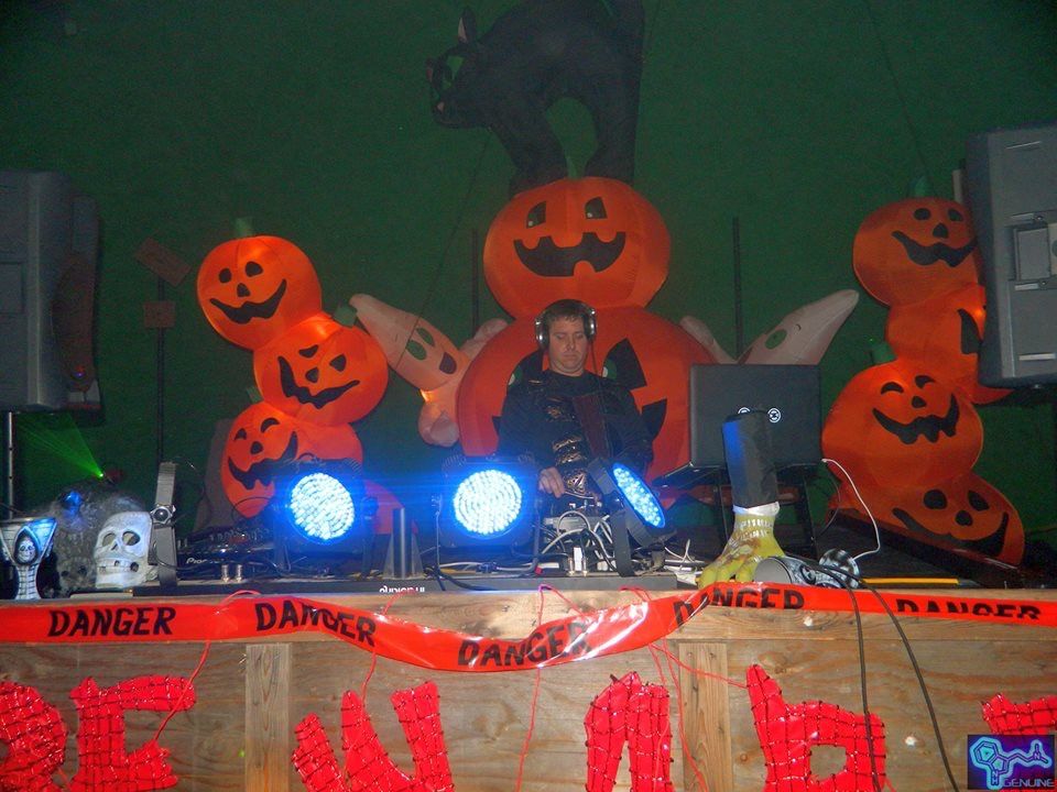 Halloween private warehouse event