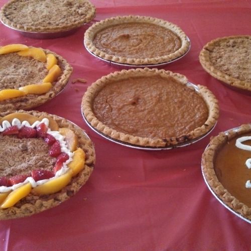 Thanksgiving Dessert~~ Apple Pie, Peach Cobbler, P